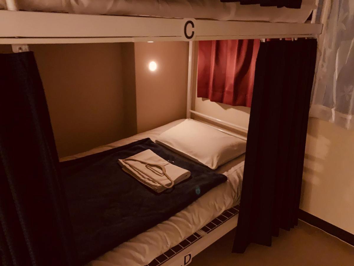 Guesthouse Shiawase Eki فوكوكا المظهر الخارجي الصورة